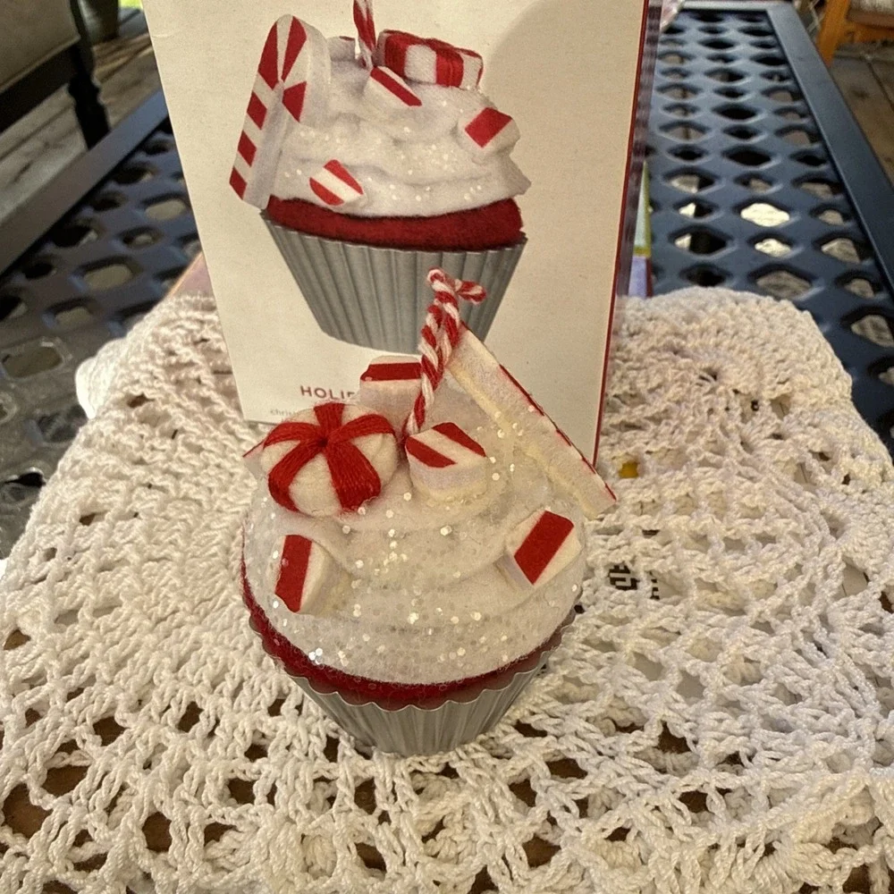 Hallmark Ornament Christmas Cupcakes #13 2022 Holiday Merry Mint Red Velvet Cake